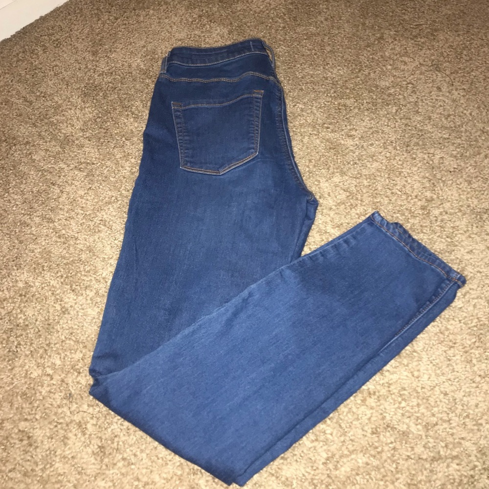 Medium wash Pacsun skinny jeans
